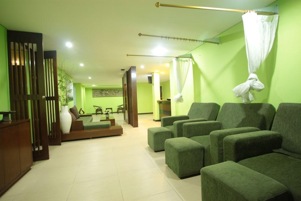 Hotel Bakung Sari Resort&spa